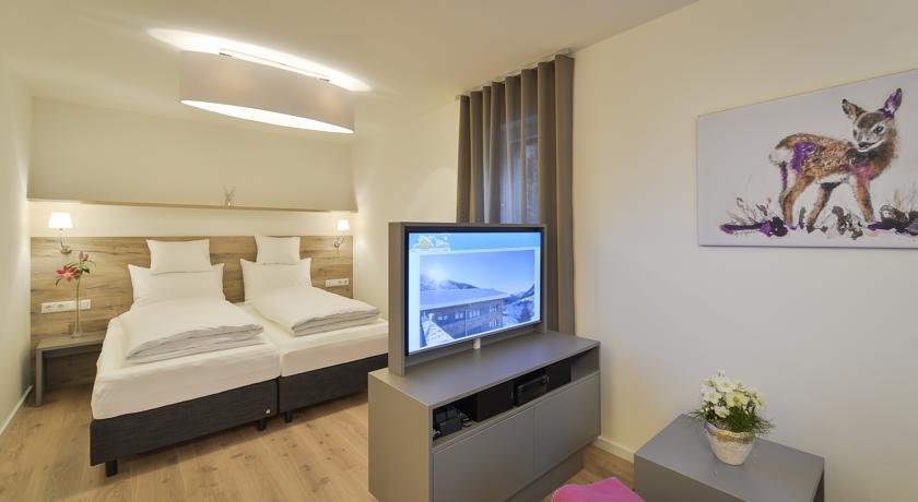 Schlosskopf Suiten Sankt Anton am Arlberg Room photo